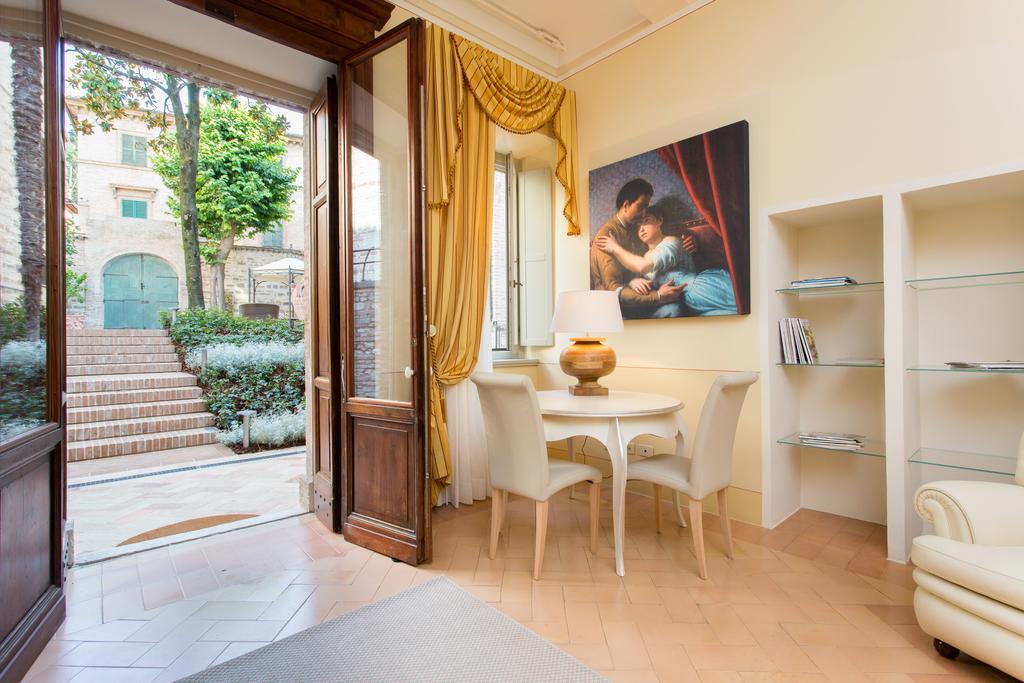 Palazzo Gentili Leilighet San Severino Marche Eksteriør bilde