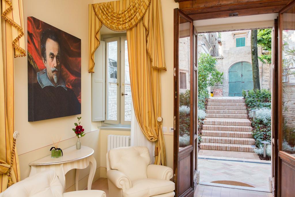 Palazzo Gentili Leilighet San Severino Marche Eksteriør bilde