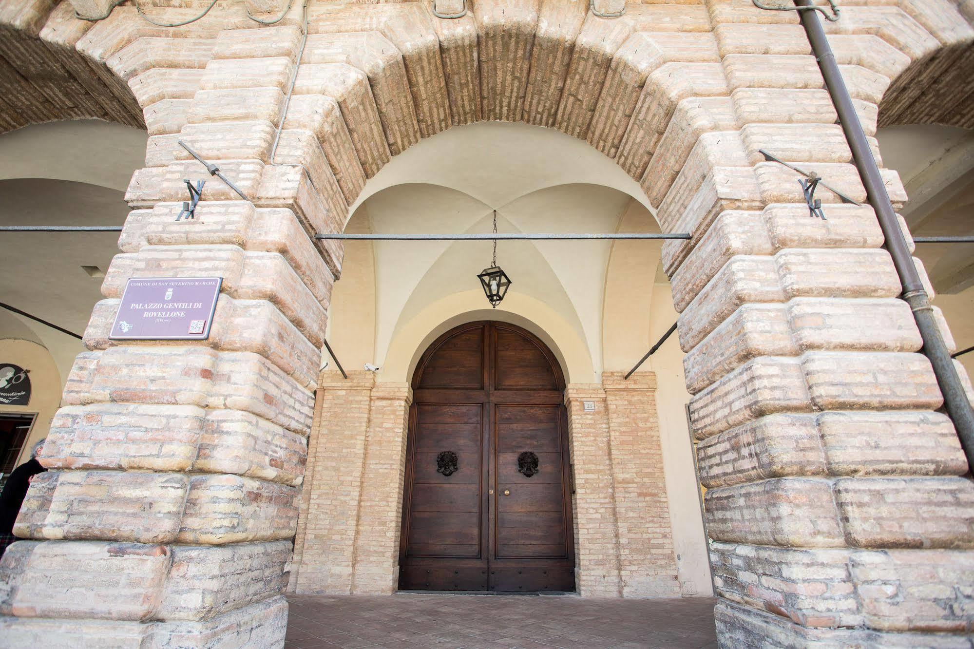 Palazzo Gentili Leilighet San Severino Marche Eksteriør bilde