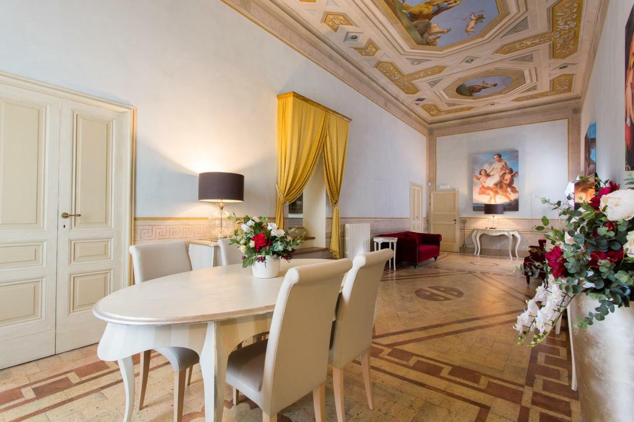 Palazzo Gentili Leilighet San Severino Marche Eksteriør bilde